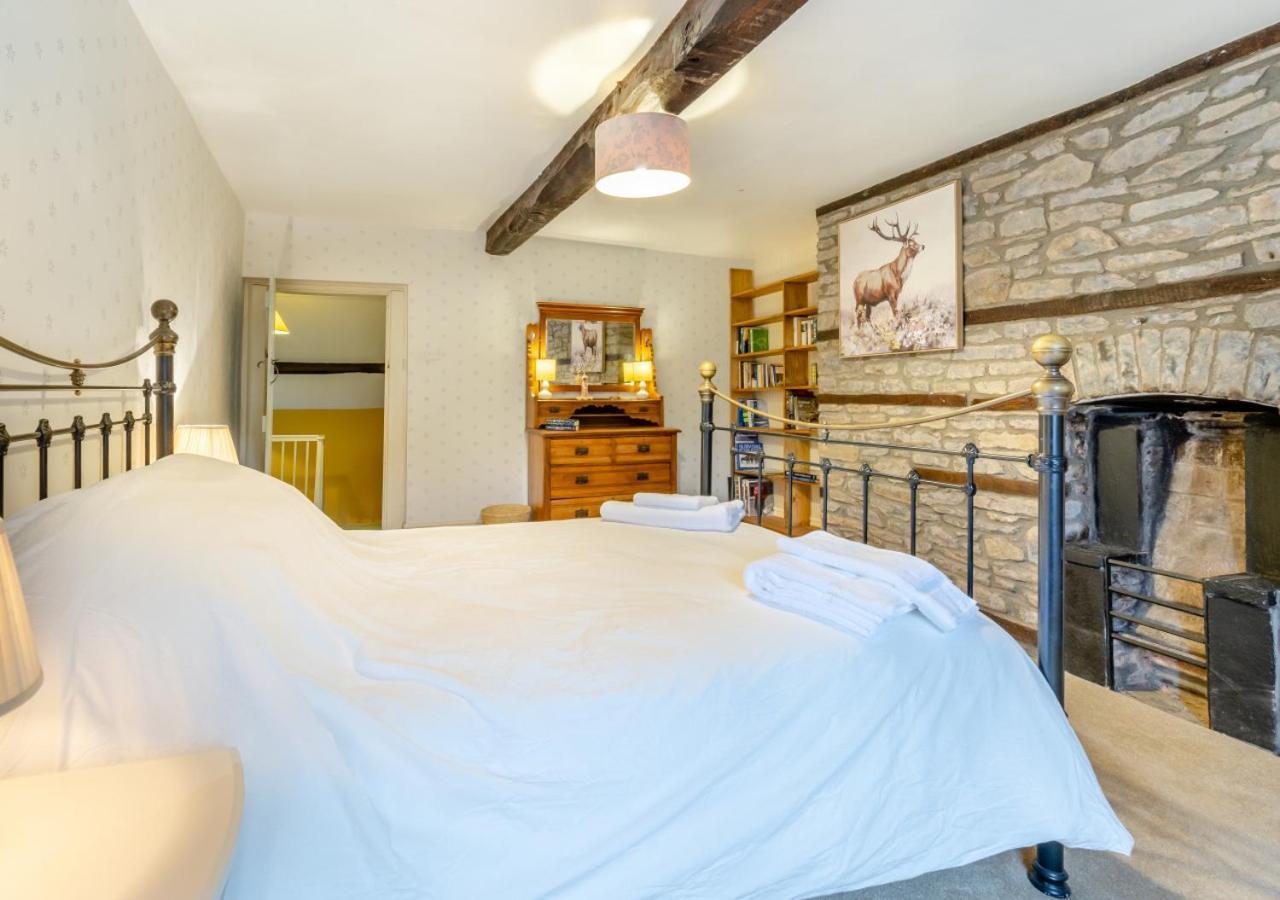 Castell Madoc Cottages Lower Chapel Экстерьер фото
