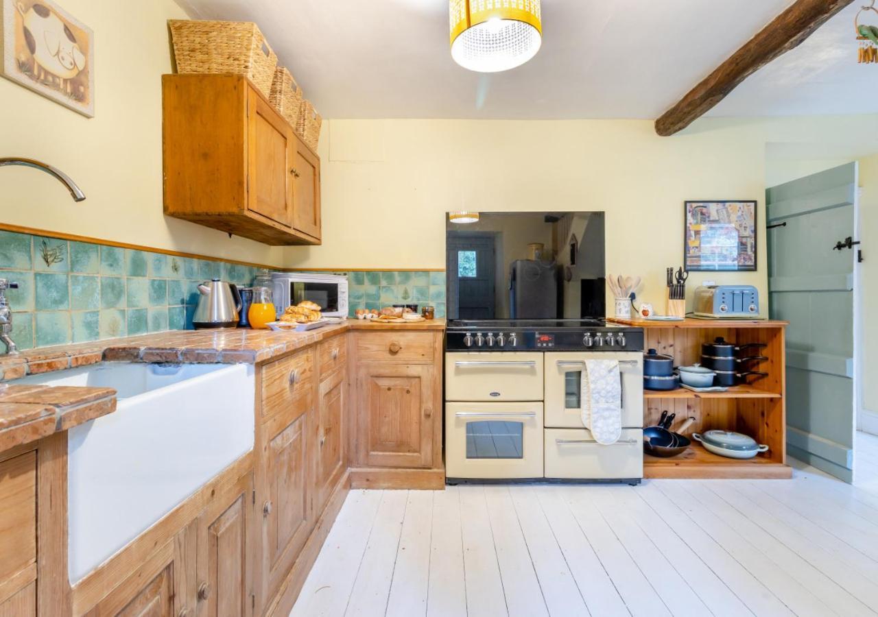 Castell Madoc Cottages Lower Chapel Экстерьер фото
