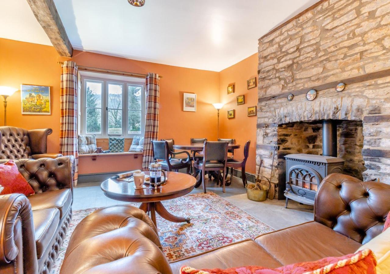Castell Madoc Cottages Lower Chapel Экстерьер фото